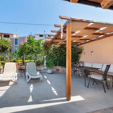 Delight Апартаменты Ровинь